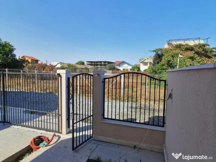 Casa de vanzare Duplex zona Carrfour - 1