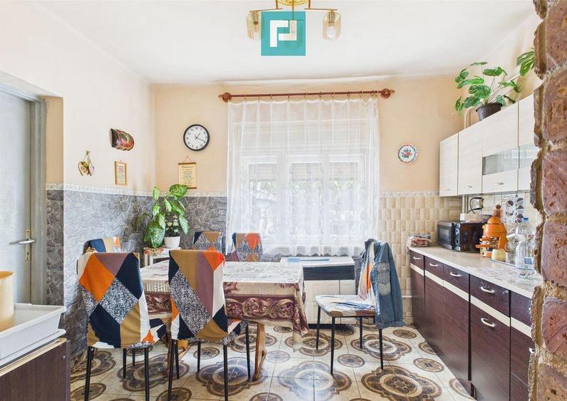 Casa cu 3 camere ?i teren generos langa frontiera - 14