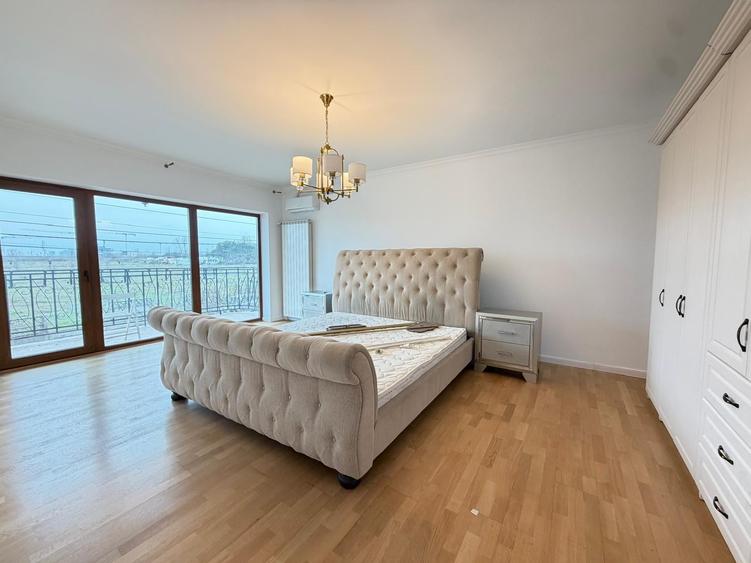 Vila de inchiriat Gherghitei | 7-8 camere | curte mare | acces rapid A3 - 7