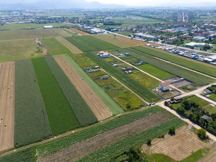 Teren de vanzare - Zona Stupini - COMISION 0% - 6