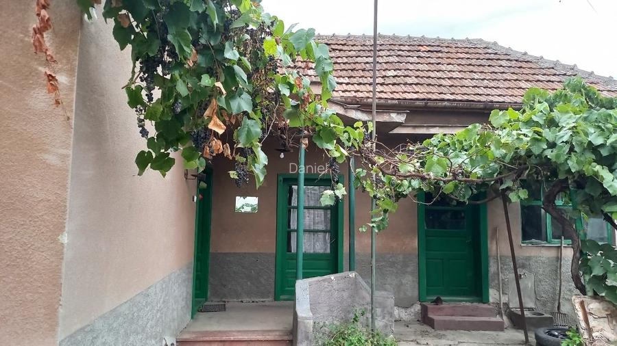 Casa de vânzare