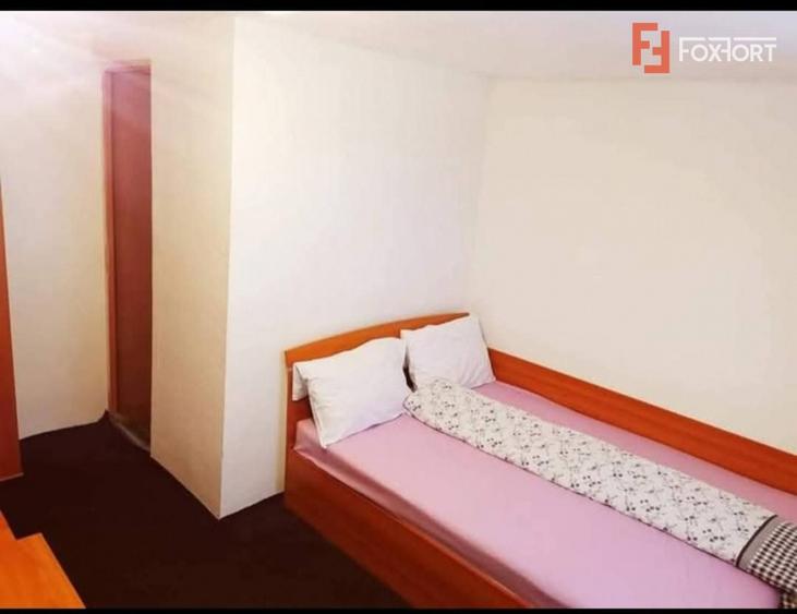 Investitie turistica in Straja – Cabana 10 camere la 150m de partie 145.000€ - 2