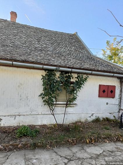 Ofer la schimb casa 5 camere pentru o garsoniera in Timi?oara - 1