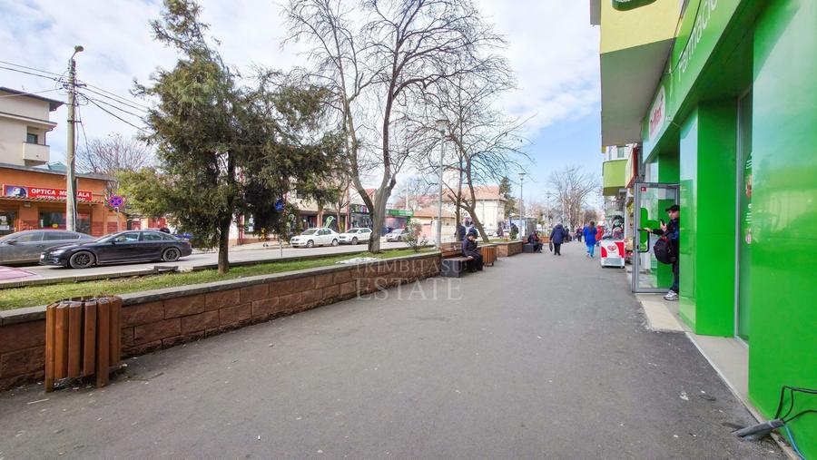 Spațiu comercial, de 61 mp, în Mărgeanului
