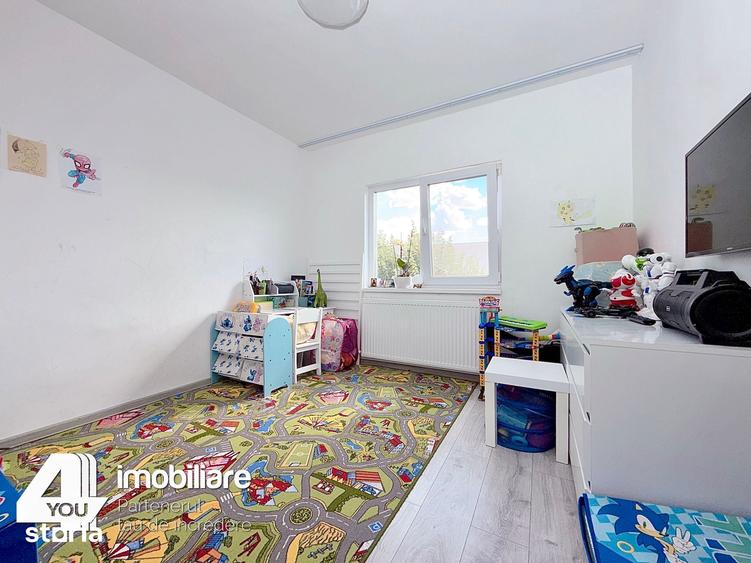 Apartament cu 3 camere decomandat în Micălaca
