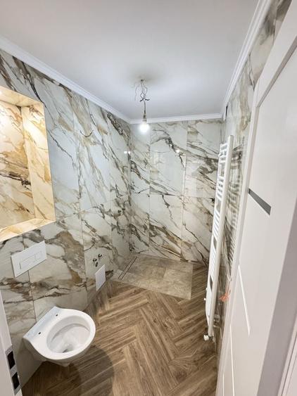 Apartament cu 2 camere decomandat în Micro 16
