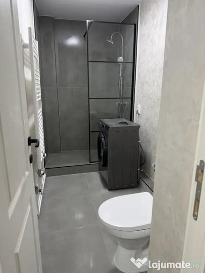 Garsonieră decomandată în Vitan