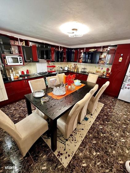 Casa de vanzare + casa mica - 7