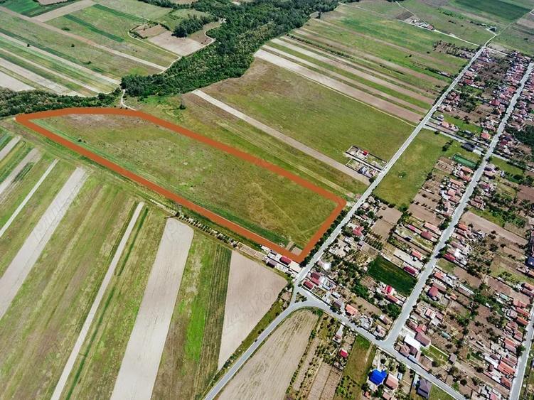 Teren de 400 mp, în Central