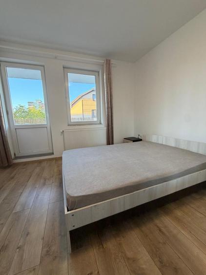 Apartament cu 3 camere decomandat în Zorilor