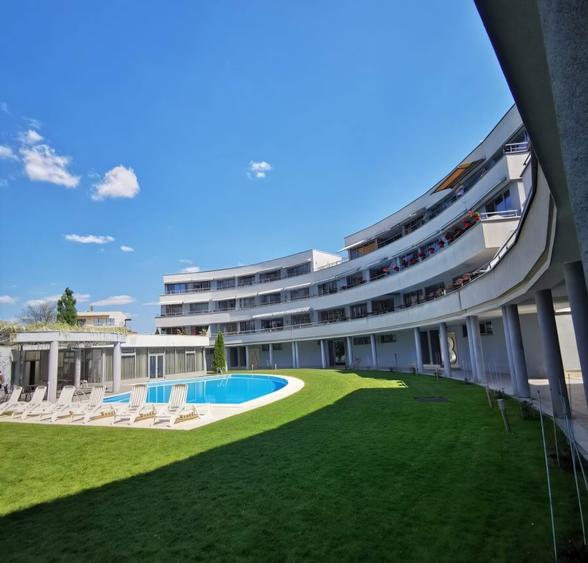 Apartament cu 3 camere decomandat, mobilat în Iancu Nicolae