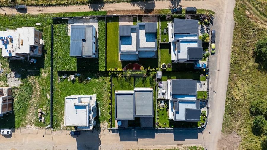 Casă cu 4 camere cu Teren 538 Mp în Ghimbav Livadă