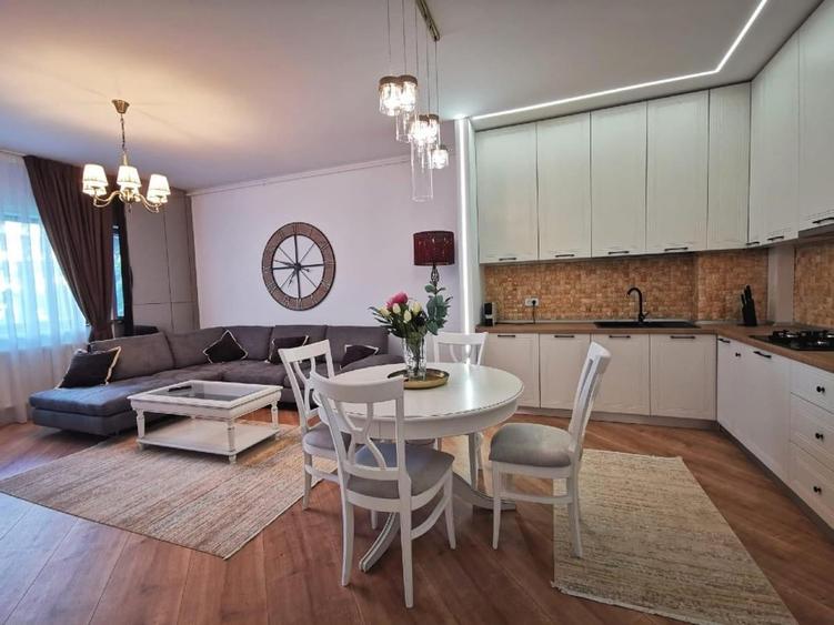 Apartament cu 2 camere decomandat, mobilat în Pipera