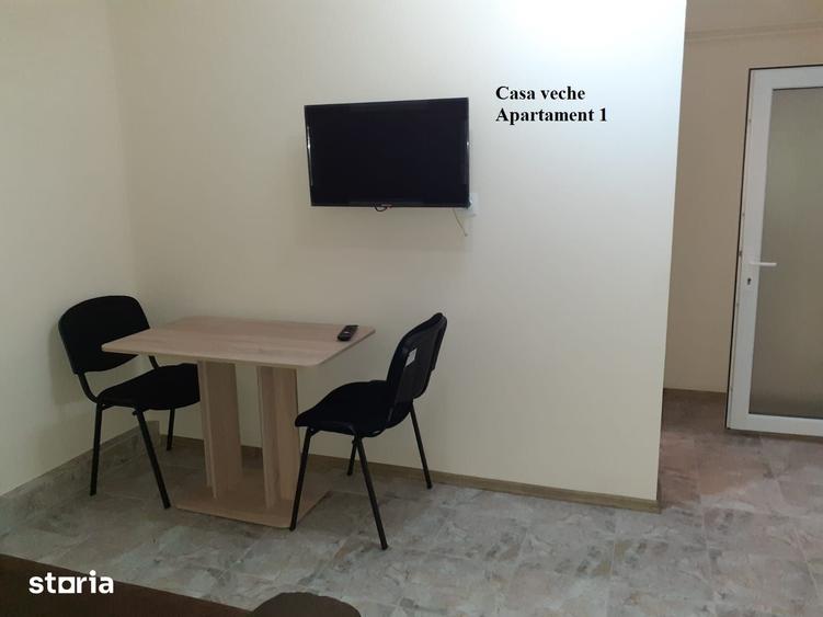 Casă cu 5 camere cu Teren 1400 Mp în Central