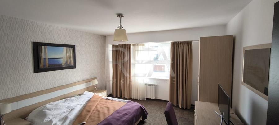Hotel/Pensiune, de 3,161.3999023438 mp, în Barbu Văcărescu