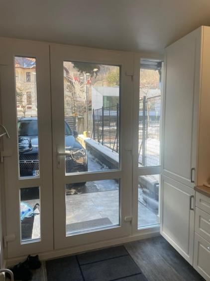 Apartament cu 2 camere decomandat, mobilat în Sinaia