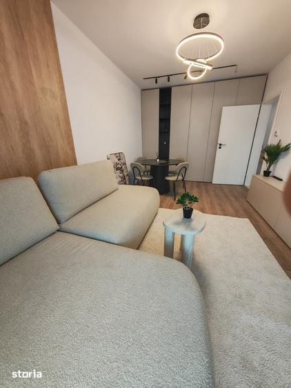 Apartament cu 2 camere decomandat în Metalurgiei