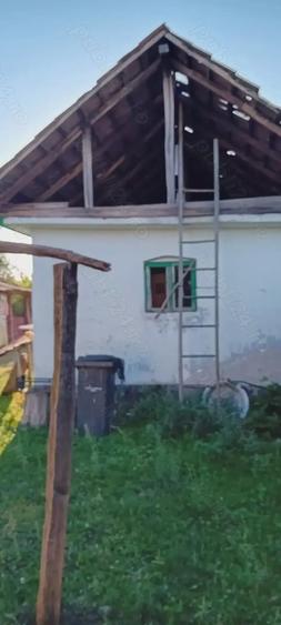 Casă cu 4 camere cu Teren 1000 Mp în Poienari (Poienarii de Argeș)