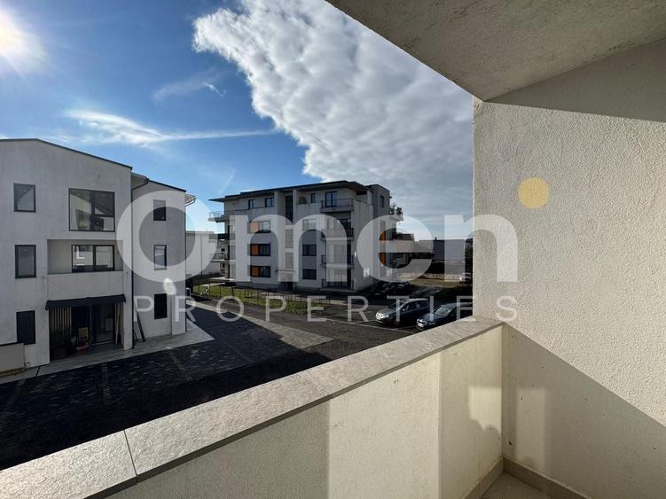 Apartament cu 4 camere semidecomandat, mobilat în Valea Borcutului
