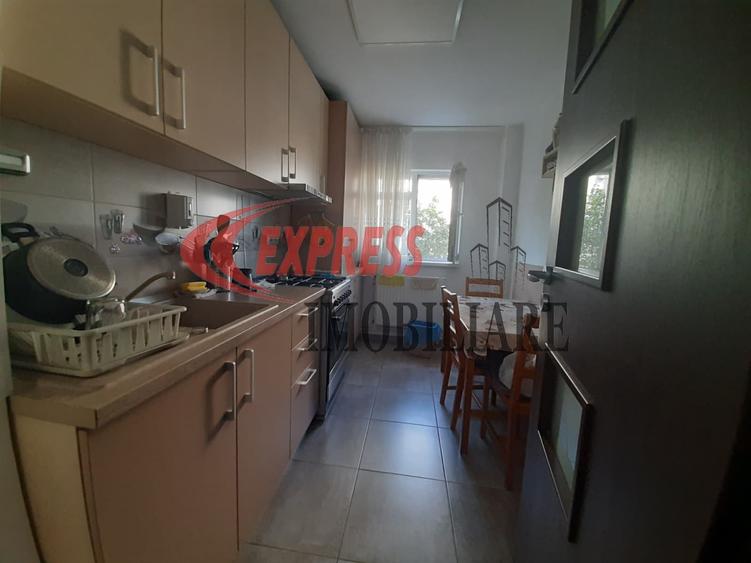Apartament cu 2 camere decomandat în Dristor