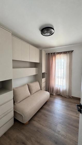 Apartament cu 3 camere decomandat în Giroc