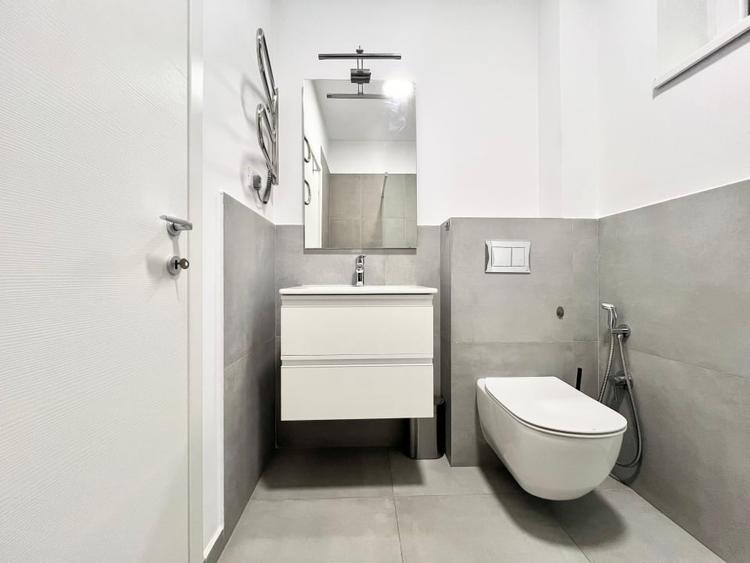 COMPLET MOBILAT / LOC PARCARE /SPATII DEPOZITARE - 19