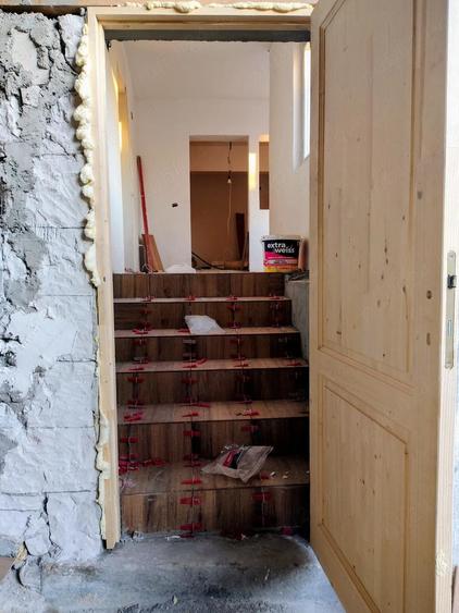 De vinzare casa renovata recent - 9