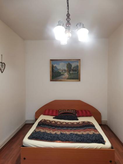 Inchiriez ap 2 camere zona Intim la casa ,250 - 4