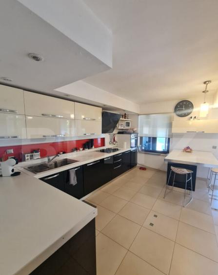 Casa individuala cu 4 camere, 520 mp de teren, zona cu acces - 26