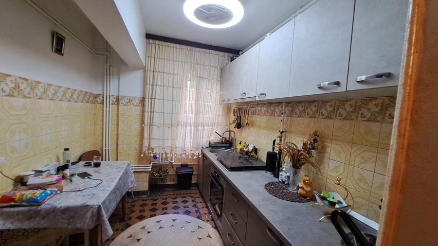 KM.4-5 APARTAMENT 3 CAMERE , MOBILAT, UTILAT, CENTRALA GAZ, LOC PARCARE , BOXA - 4