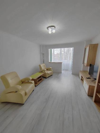 Inchiriez apartament cu trei camere complet renovat langa Iulius Mall - 3