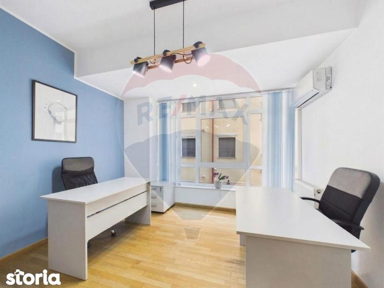 Apartament 4 camere recompartimentat din 3, P-ta Unirii | Parcare - 17