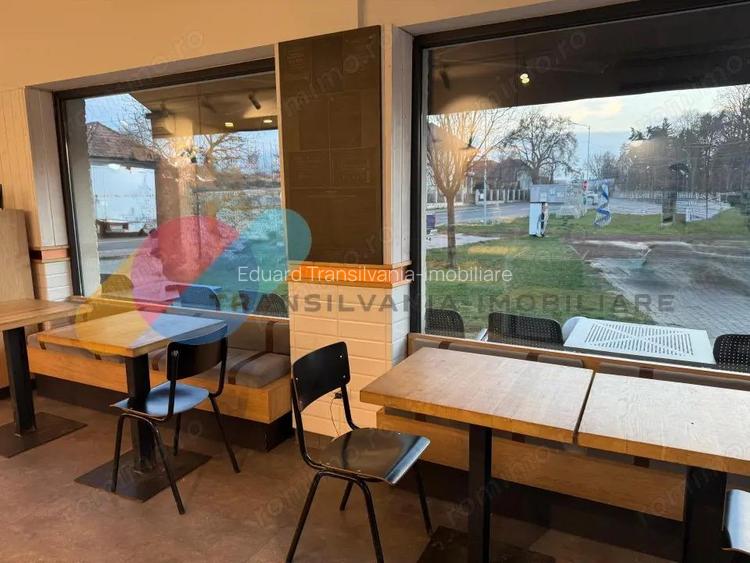 Spa?iu Comercial cu Vitrina, 68 mp Predare cu Chiria?i