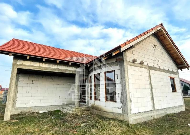 Casa, la rosu, de vanzare, in Cartierul Nou din Curtici, ... - 4