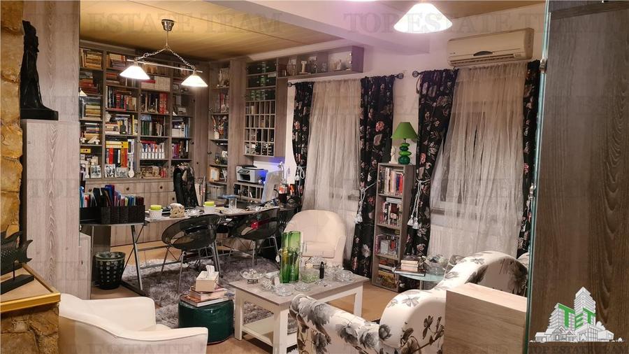Super afacere, vila cu aspect de conac cu spatii moderne dar si clasice antichiz - 19