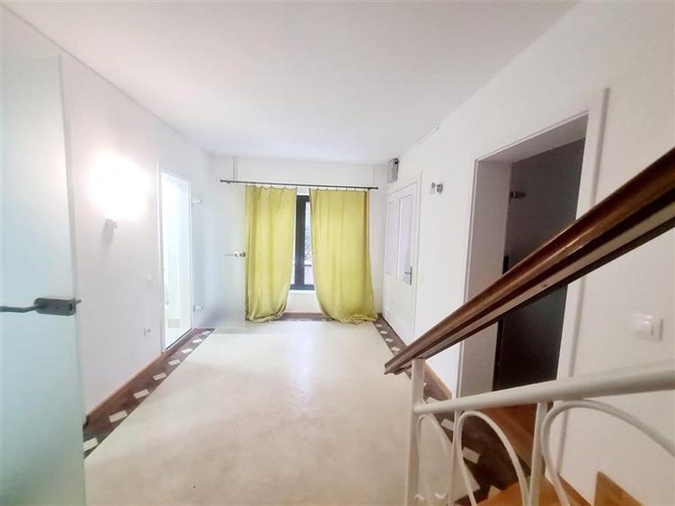 In Vintage style, cu acces auto in curte proprie,  zona Star  - Centrul Istoric, - 32