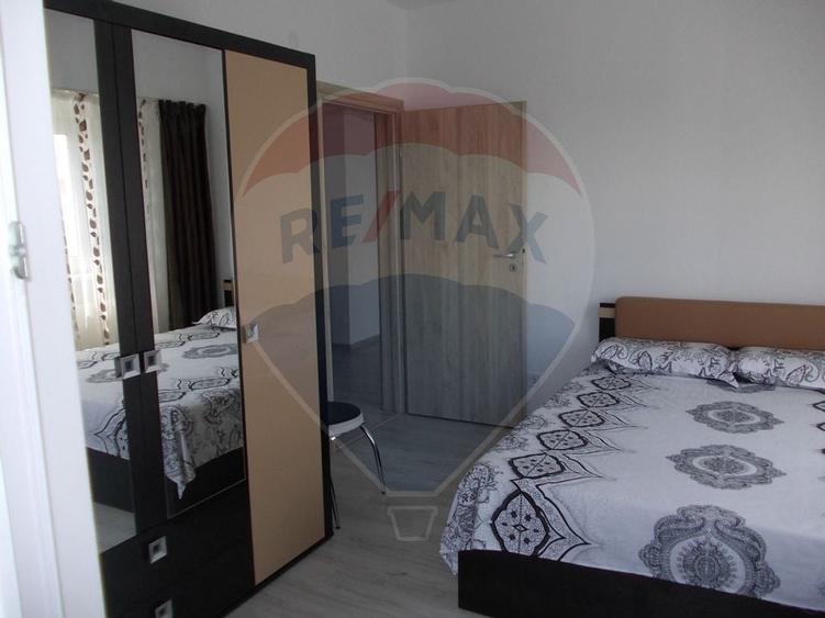 Apartament cu 2 camere de închiriat în zona Craiovita Noua - 7