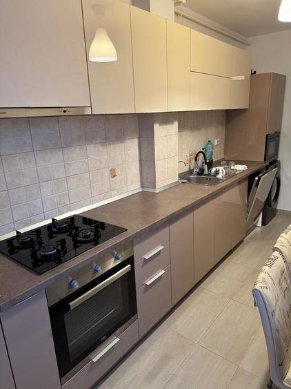 Apartament 3 camere de inchiriat - 1