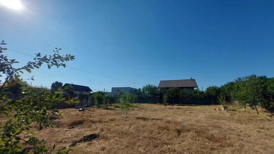 Miroslava TEREN 1157mp intravilan suprafata plana, zona foarte buna - 1