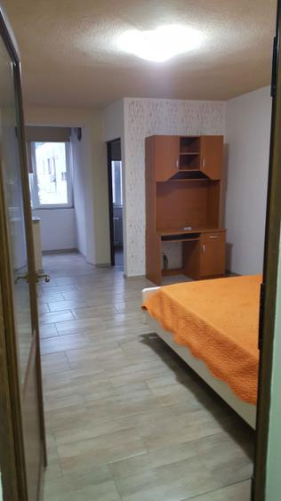 Garsoniera pentru inchiriat - 2