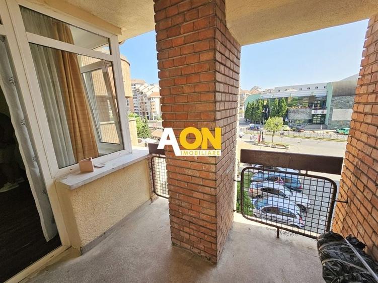 Apartament 3 camere, etaj 2, zona ultracentrala - 13