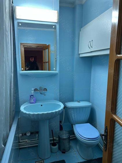 Ap 3 camere decomandat si mobilat centru - 1