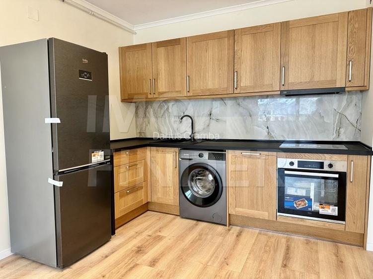 Vanzare 2 camere Floresti, IMOBIL PREMIUM, zona centrala cu CF