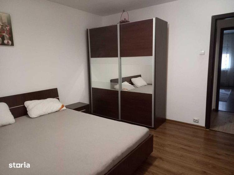 Inchiriez apartament - 3