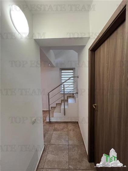 Vila moderna cuplata,curte individuala cu 5 camere , 3 bai , Living , terasa,mob - 5