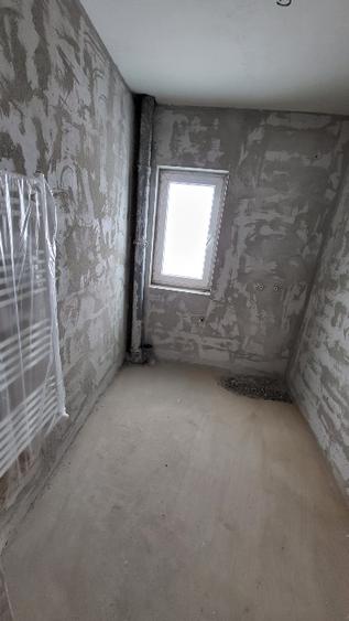 Vand apartament/spatiu servicii + demisol + garaj - 5