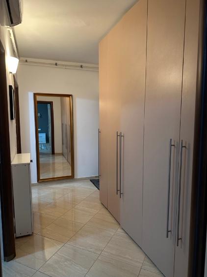 Garsonieră modernă cu loc de parcare privat inclus  - 4