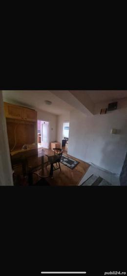 Inchiriez apartament 3 camere, decomandat Zona Dacia - 2