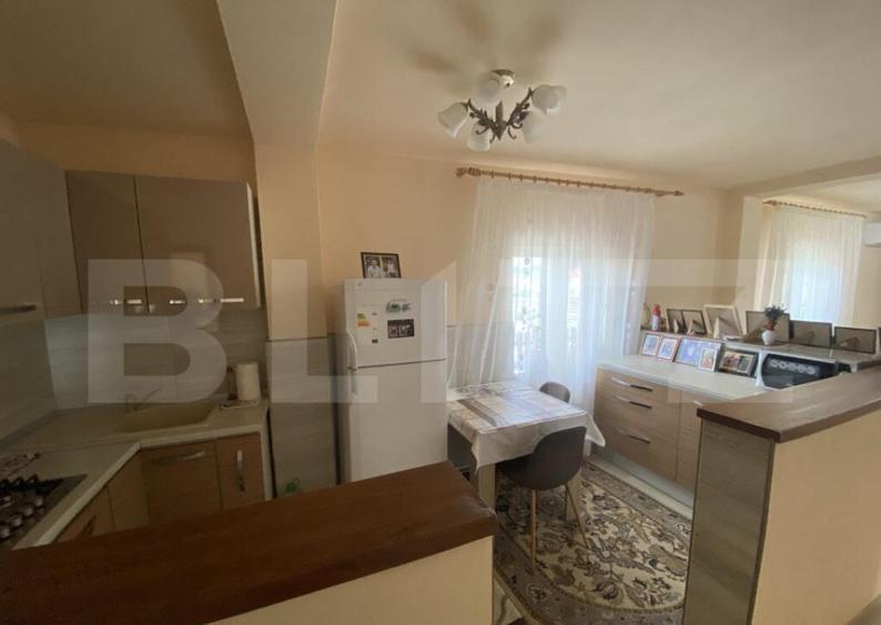 Casa de vanzare, spatiu comercial in suprafata 220 mp, in l - 3