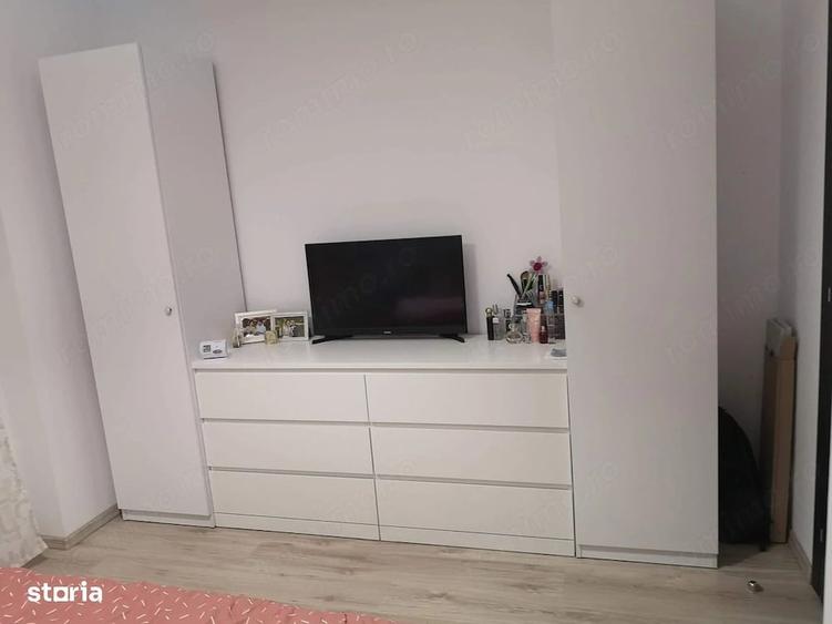 Inchiriez apartament 2 camere - zona LaStrada. - 2